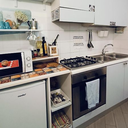 DIVAS appartamento Napoli Esterno foto
